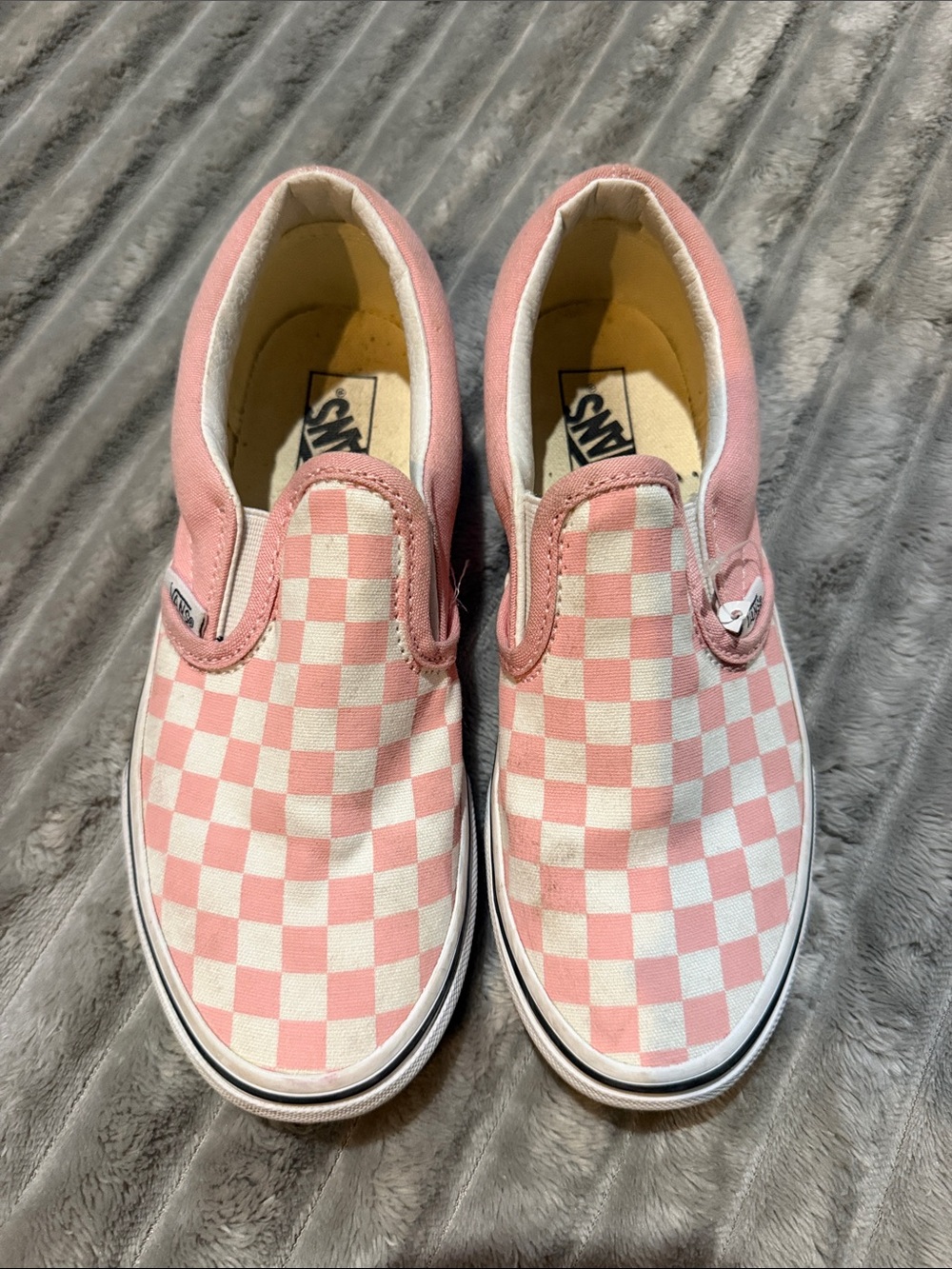 Vans Kids Checkerboard Slip-On Sneakers in Pink and White Size 3